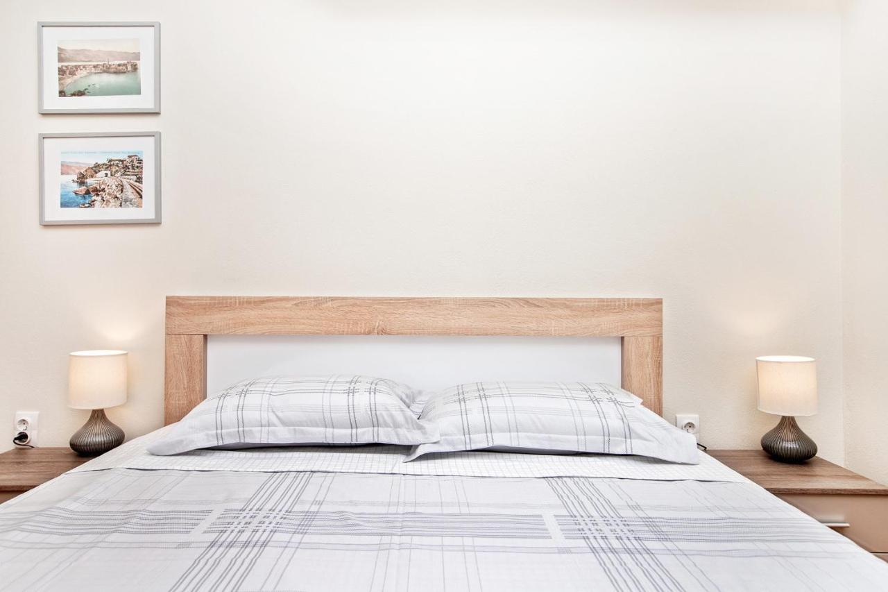 Apartments Isja Tivat Zewnętrze zdjęcie