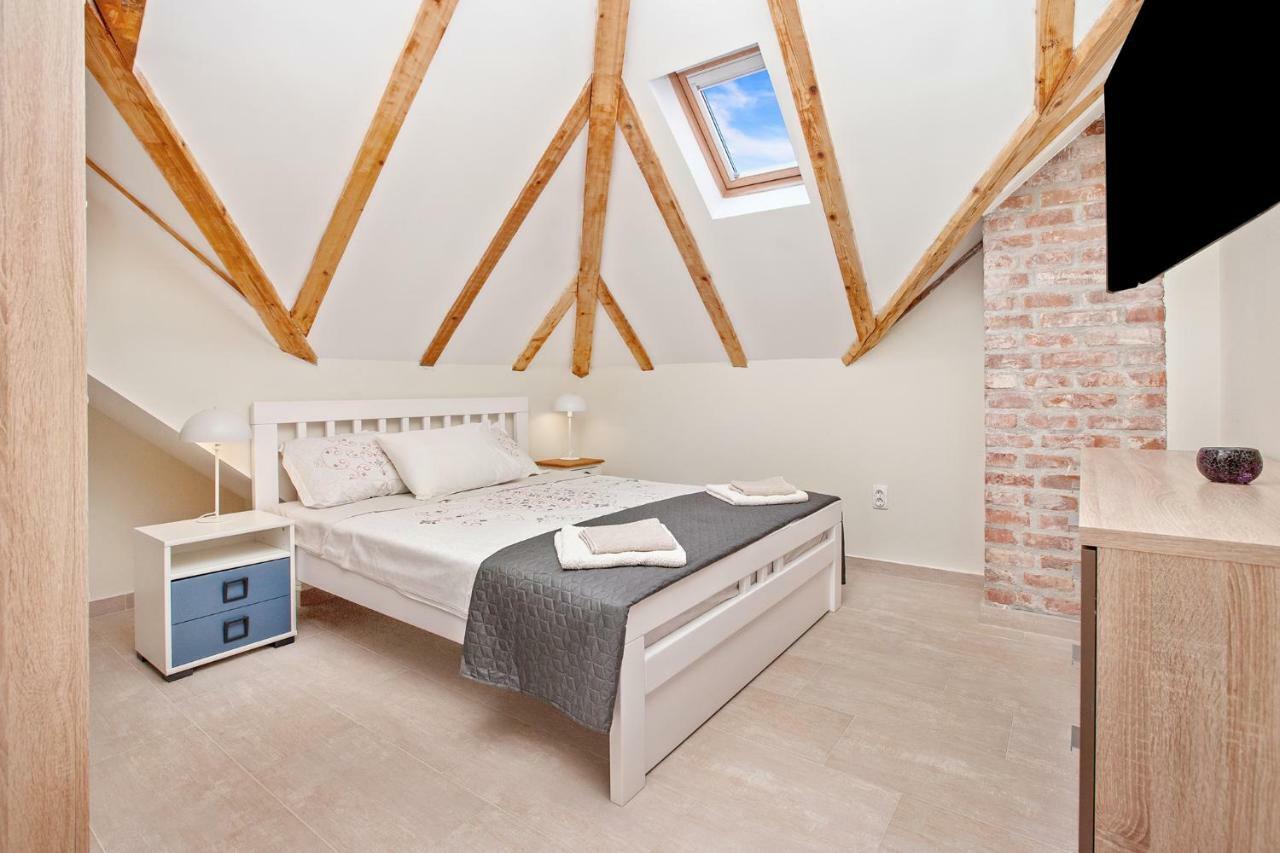 Apartments Isja Tivat Zewnętrze zdjęcie