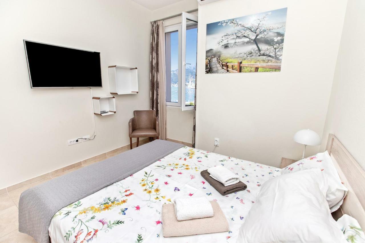 Apartments Isja Tivat Zewnętrze zdjęcie