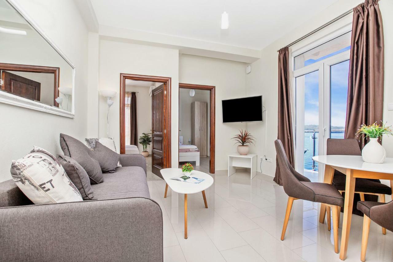 Apartments Isja Tivat Zewnętrze zdjęcie