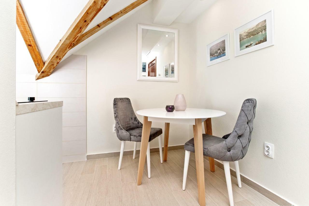 Apartments Isja Tivat Zewnętrze zdjęcie