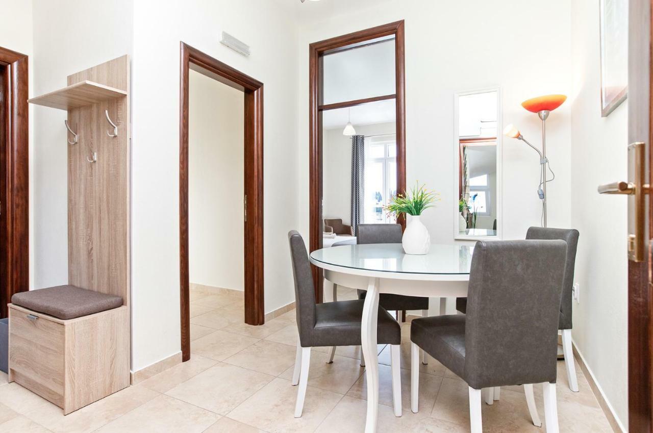 Apartments Isja Tivat Zewnętrze zdjęcie